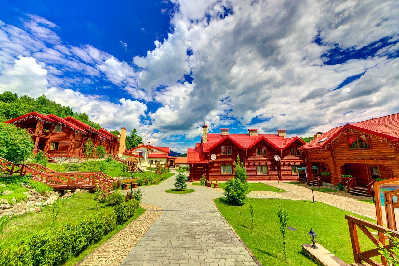 Slovyanka Hotel Slawske Exterior foto